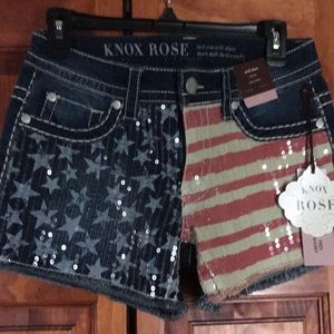 Knox Rose mid rise short